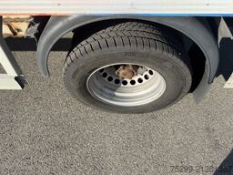 Mercedes-Benz 516 CDI Kühlkoffer/HB / Swiss-Vehicle