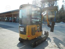 Caterpillar 301.8D mit POWERTILT