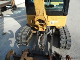 Caterpillar 301.8D mit POWERTILT