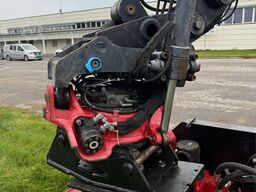 Huddig 1260C Backhoe w/ Palfinger crane, Lift, rototilt a