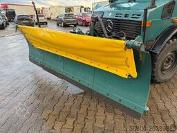 UNIMOG U 1400 4x4, Winterdienst, Schneeschild, Streuer