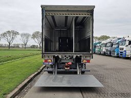 SCANIA P370 4X4 EXPEDITION TRUCK