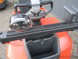 TOYOTA TSE300 Tracto