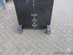 TOYOTA TSE300 Tracto