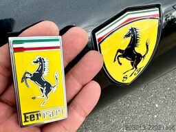 FERRARI Roma Coupe Schwarz