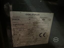 Toyota 8FBMT30 - TRIPLEX 5 m