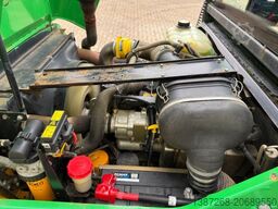 JCB 926 4x4 / 2.600 KG / 1.048 H