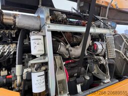 LIEBHERR A914 Compact / 2017 BJ / 9.979 H / OilQuick