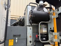 LIEBHERR A914 Compact / 2017 BJ / 9.979 H / OilQuick