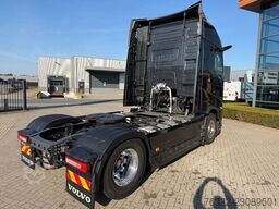 Volvo FH 460 GLOBETROTTER I SAVE / I PARKCOOL / DYNAM...