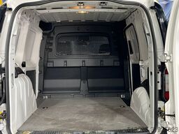 VW CADDY AUTOMATIK AHK NAVI KLIMA TEMP SHZ