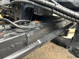 New Holland T6090