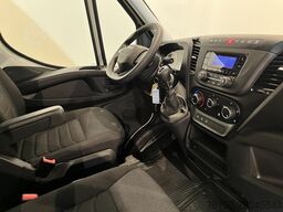 Iveco Daily 35S14V 2.3 410 Bakwagen / Dhollandia Laad...