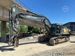 Hyundai HX520AL