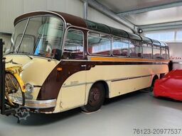 SETRA Kässbohrer Setra S 11