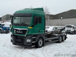 MAN TGX 26.440 Abrollkipper HYVA 20.60.S