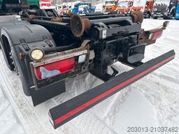 MAN TGX 26.440 Abrollkipper HYVA 20.60.S