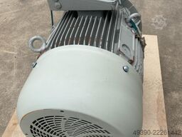 SIEMENS 1LE16032BB034GB4