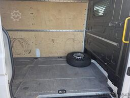 VOLKSWAGEN Crafter 3,5 to, 1+2 Sitzer, AHK, 6 Gang man Scha