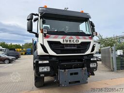 IVECO Trakker 330 4x4 Meiller Kipper+Hiab 088B-2 Funk