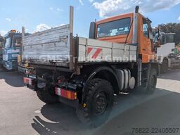 UNIMOG U 300  / Allrad / 4X4 / Kipper / WENIG KM