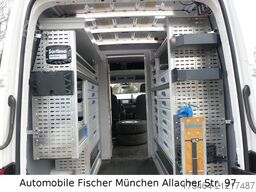 VOLKSWAGEN Crafter Kasten 35 4M *AHK 3t *SHZ*Sortimo