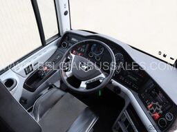 MAN Lion's Coach C R10 LIFT