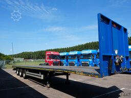 Pacton 3 axle Flatbed trailer with twistlocks