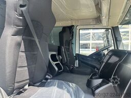 IVECO T-Way 6x6 Tractor Head AT720T47WT | Tractor | M...