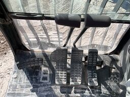 Hitachi ZX210LC-6