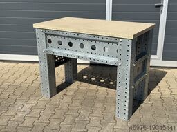 Werkbank / Abm.: 1.250x700x940 (BxTxH) Werkstatttisch Tisch