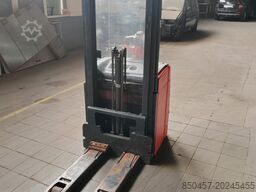 Linde L14 2.9m/ initial/ free lift