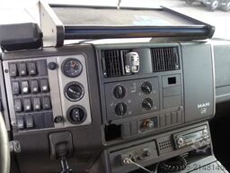 MAN 33.464 F2000 F2000 6X4 STEELSPRINGS TREKKER CHA...