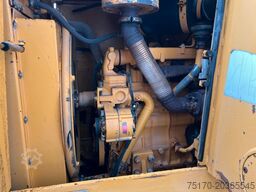 LIEBHERR LR 622 Laderaupe / 9.594h / 1996