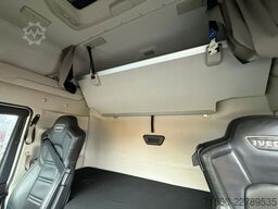 Iveco Stralis AS440ST/P