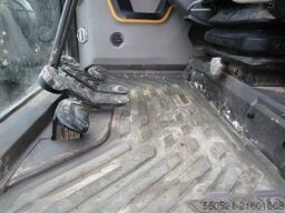 Volvo ECR88D - Powertilt + hydr. Schnellwechsler + 3 Löf