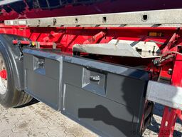 KEMPF SKM 35/3 Stahlkippmulde 2 Liftachsen
