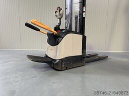 CROWN ET 4000 - 1.2  * DEMO !! Triplex FFL !!