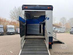 MERCEDES-BENZ ATEGO 1324  6  Pferde  Wohnung