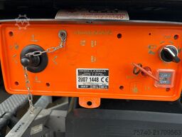 Iveco 120E 210 + LOADLIFT