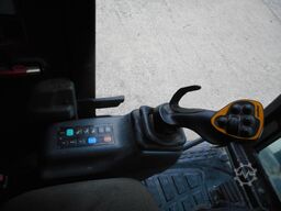 Bobcat E85 mit TILTROTATOR ENGCON