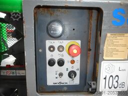 Skyjack SJ6826RT Diesel Allrad 10m