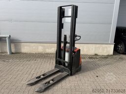 Toyota SWE 120 / Akku 97%