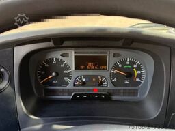 MERCEDES-BENZ ATEGO 1224 L Getränkekoffer 5,3 m LBW 2 T*AHK