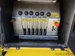 Mercedes-Benz Atego 1221 1221 L  Takel wagen 6 Persoons