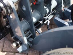 GiANT G2700E 100% Electric - Zero Emissions, Lithium-Iro