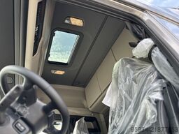 SCANIA 770S FULL PNEUMATIC