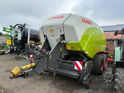 CLAAS Quadrant 5200 FC