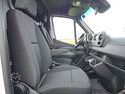 MERCEDES-BENZ SPRINTER 316 L2H2 Navi RWD!