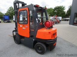 DOOSAN G30G *Seitenschieber+Hubkraft ine+Gas*
